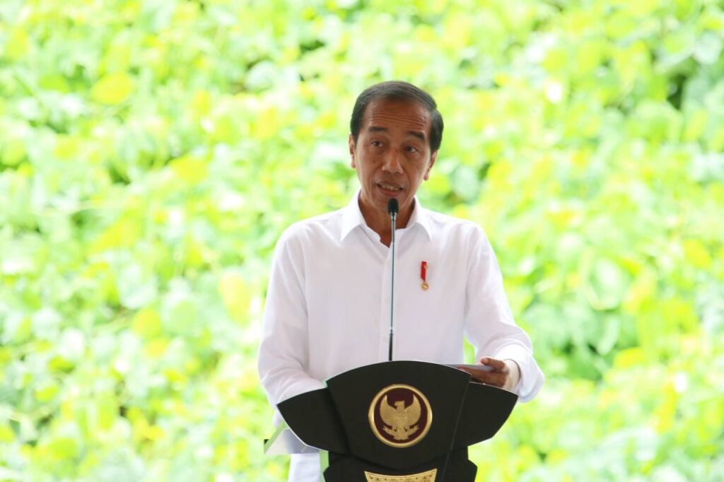 Presiden Republik Indonesia (RI) Joko Widodo berharap karyawan dapat bekerja lebih nyaman dan produktif dari dibangunnya Kantor Otorita Ibu Kota Nusantara (OIKN).